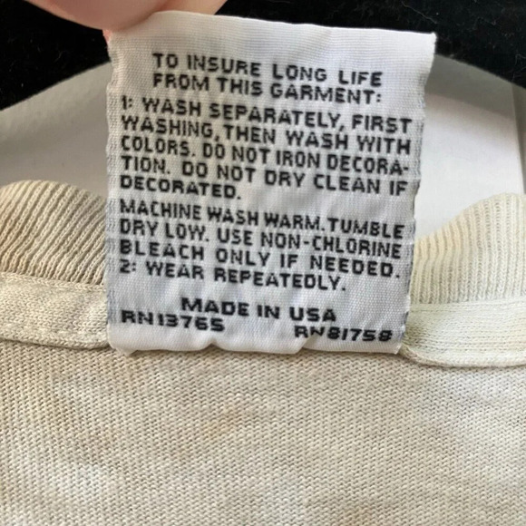 Vintage 1994 Liquid Blue Lion  Africa Map T-shirt - Picture 2 of 6